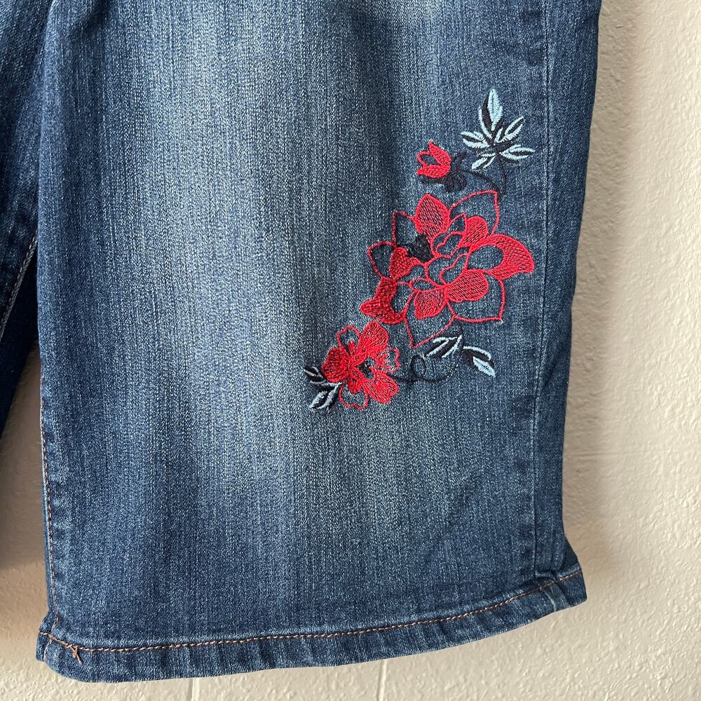 Indigo Girls Bermuda Shorts Size 14 Embroidered Dark Wash Whiskered Stretch Boho - Picture 3 of 11